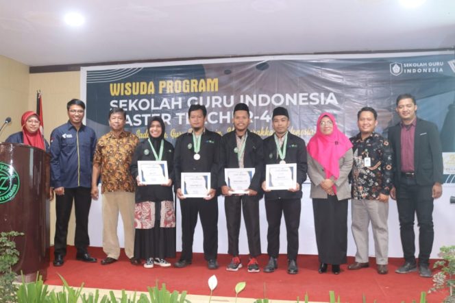 
 Wisuda SGI Master Teacher Angkatan 46 di Hotel Zahra Kota Kendari. (Foto: Istimewa)