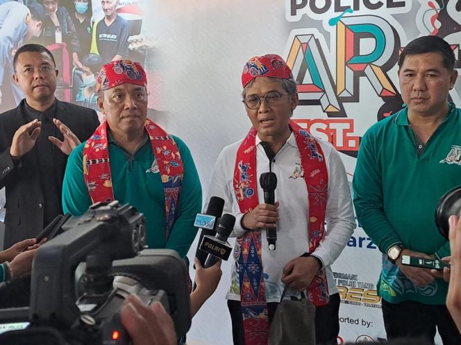 
 Kepala Divisi Humas Polri Irjen Dedi Prasetyo menggelar konferensi pers terkait pelaksanaan Police Art Festival. Foto: Istimewa 