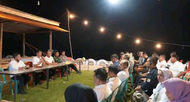 
 Rapat koordinasi yang dipimpin langsung Bupati Konut, Ruksamin. Foto: Istimewa