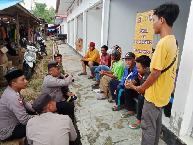 
 Jumat Curhat Polsek Lainea di Kelurahan Punggaluku. Foto: Istimewa