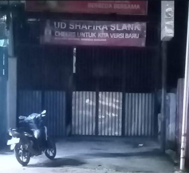 
 UD SS Diduga Tetap Jual Miras Selama Ramadhan, Abaikan Edaran Wali Kota Kendari?