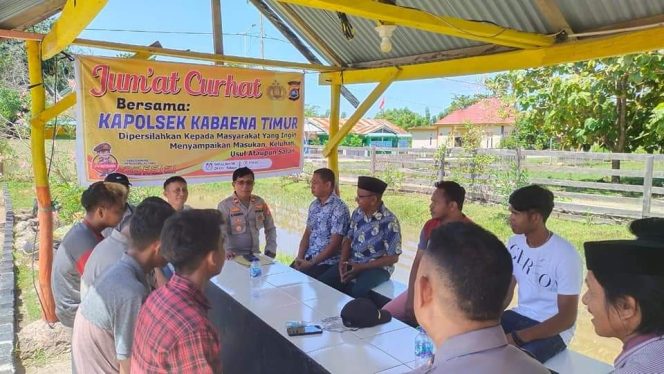 
 Jumat Curhat Polsek Kabaena Timur bersama masyarakat Kelurahan Dongkala dan Lambale. Foto: Istimewa 