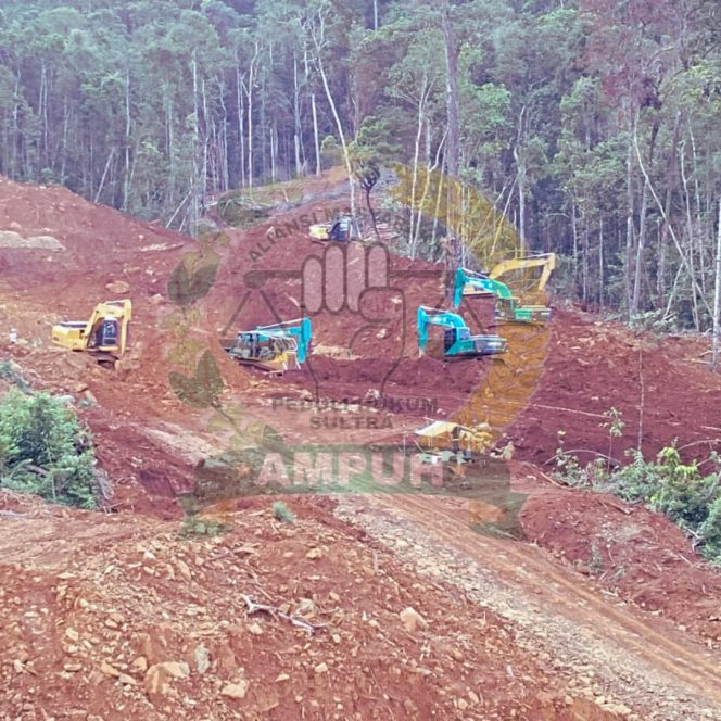 
 Aktivitas tambang di Wilayah Blok Morombo, Kabupaten Konawe Utara diduga dilakukan oleh. Foto: Istimewa