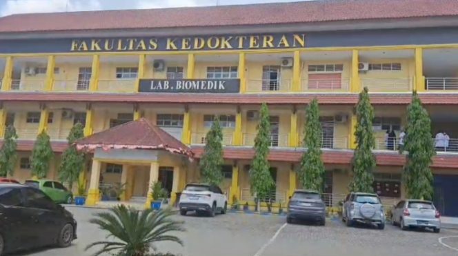 
 Gedung Fakultas Kedokteran Universitas Halu Oleo (UHO) Kendari. Foto: Istimewa