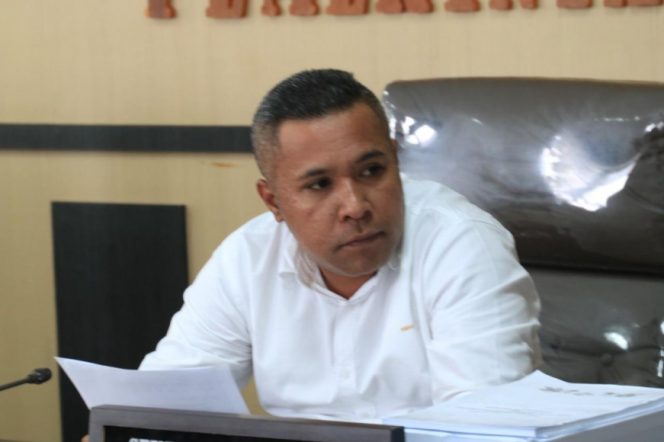 
 Ketua Komisi III DPRD Kota Kendari, LM Rajab Jinik