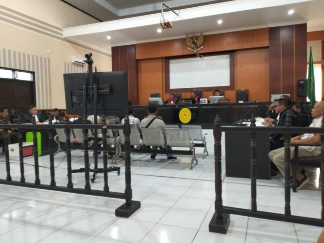 
 Sidang pemeriksaan saksi dalam perkara tindak pidana korupsi (Tipikor) pembangunan Jembatan Cirauci II di Kabupaten Buton Utara. Foto: Istimewa 