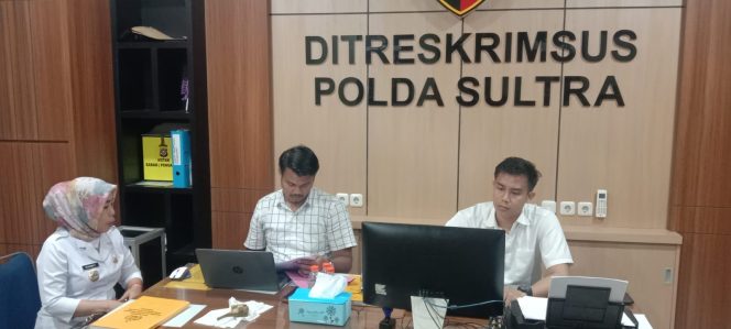 
 Kadis Kominfo Kendari Nismawati melaporkan Akun Facebook Ida Amelia Yunus ke Polda Sultra. Foto: Penafaktual.com