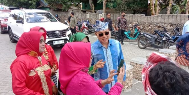 
 Andi Sumangerukka menghadiri pelantikan Paduka Yang Mulia (PYM) Ir. H. LM. Sjamsul Qamar MT.IPU sebagai Sultan Buton Ke-XLI. Foto: Penafaktual.com