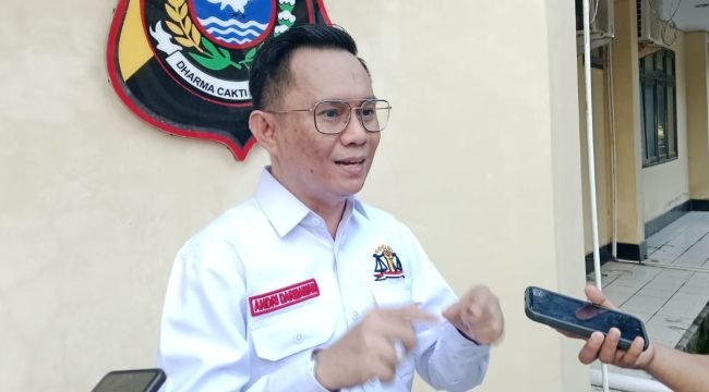 Andre Darmawan, Ketua LBH HAMI Sultra. Foto: Penafaktual.com