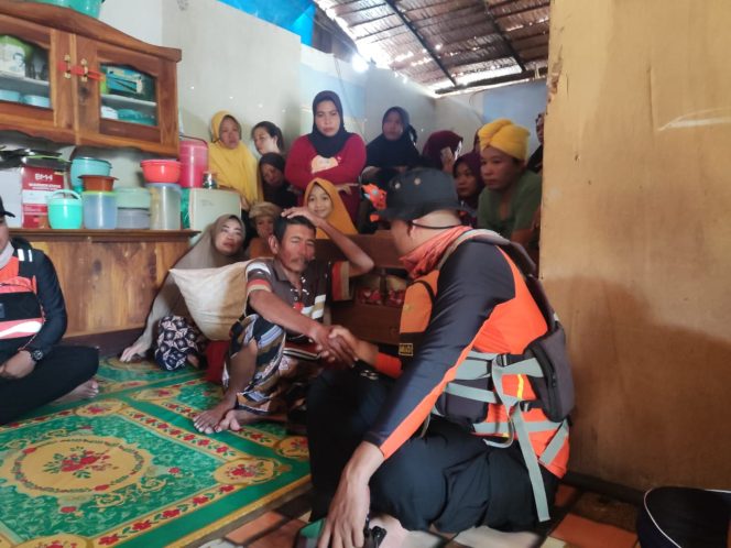 
 Mustafa (55), nelayan yang hilang di perairan Kokoila, Morowali, Sulawesi Tengah, telah ditemukan selamat setelah 5 hari dinyatakan hilang. Foto: Istimewa  