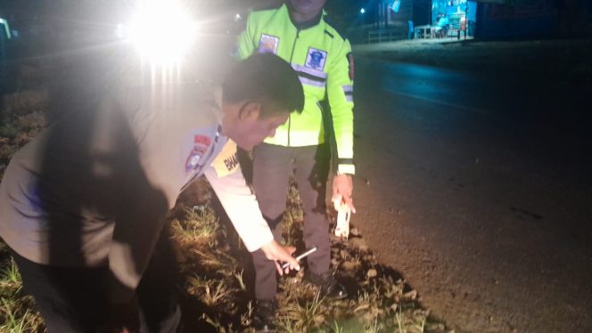 
 Sat Lantas Polres Konawe sedang melakukan olah TKP. Foto: Istimewa
