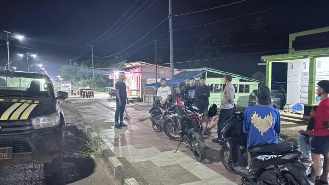 
 Polres Konawe Utara menggelar patroli mobile presisi pada Selasa, 29 Juli 2025, sekitar pukul 22.10 WITA. Foto: Istimewa  