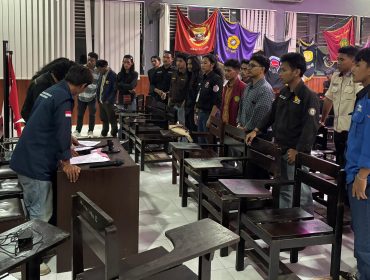 Pengurus Keluarga Mahasiswa Teknik Indonesia (KMTI). Foto: Istimewa