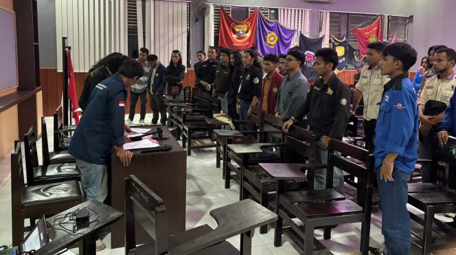 
 Pengurus Keluarga Mahasiswa Teknik Indonesia (KMTI). Foto: Istimewa