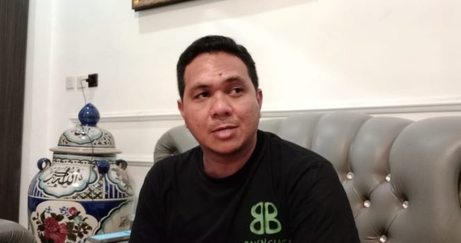 
 Hendrawan Sumus Gia