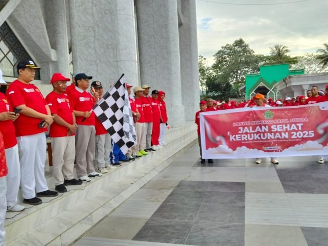 
 Kanwil Kemenag Sultra menggelar Jalan Sehat Kerukunan 2025