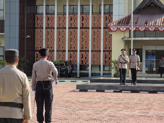 
 AKBP Rico Fernanda memimpin upacara peringatan hari juang Polri tahun 2025. Foto: Istimewa