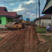 PT Wijaya Inti Nusantara melakukan penataan jalan desa sepanjang kurang lebih 400 meter dengan lebar 3 meter di Desa Torobulu. Foto: Istimewa