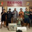 Tim Resmob Polda Sulawesi Tenggara meringkus pelaku pencurian 7 buah AC di salah satu Mess karyawan kantor swasta di Kota Kendari. Foto: Istimewa  