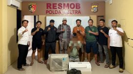 Tim Resmob Polda Sulawesi Tenggara meringkus pelaku pencurian 7 buah AC di salah satu Mess karyawan kantor swasta di Kota Kendari. Foto: Istimewa  