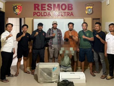 Tim Resmob Polda Sulawesi Tenggara meringkus pelaku pencurian 7 buah AC di salah satu Mess karyawan kantor swasta di Kota Kendari. Foto: Istimewa  