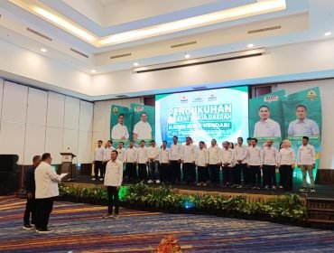 Pengukuhan Pengurus Kadin Kota Kendari Periode 2024-2029. Foto: Istimewa