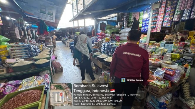 Polres Bombana bersama dinas terkait melaksanakan pemantauan harga bahan pokok di wilayah Kabupaten Bombana