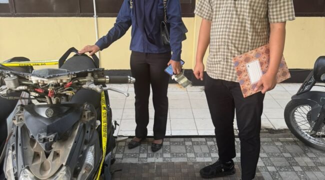 Korban atas nama Risky bersama Muh Fadri Laulewulu selaku pengacara dari Yayasan Lembaga Bantuan Hukum Sulawesi Tenggara (YLBH SULTRA). Foto: Istimewa