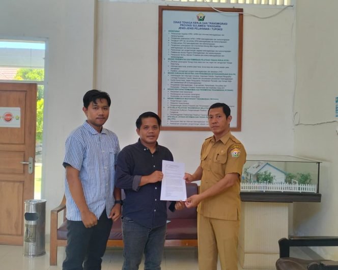 SBSI Kota Kendari melaporkan PT VDNI ke Binwasnaker dan K3 Dinas Ketenagakerjaan dan Transmigrasi Provinsi Sulawesi Tenggara. Foto: Istimewa