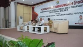 Wakil Ketua Bidang Hukum dan Hak Asasi Manusia (HAM) Kadin Sultra, Supriadi, saat hadir sebagai pembicara dalam Focus Group Discussion (FGD) Raperda TJSLP di salah satu hotel di Kendari, Selasa, 18 November 2025. Foto: Istimewa