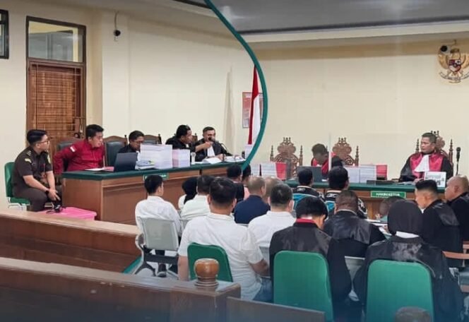 
 Sidang kasus korupsi tambang di Kolaka Utara (Kolut) yang digelar di PN Tipikor Kendari. Foto: Istimewa
