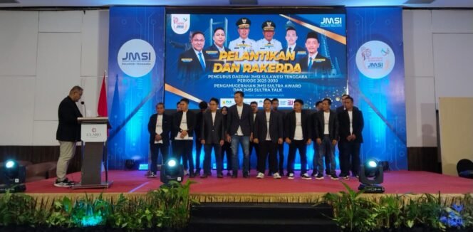 
 Pelantikan Pengurus Daerah Jaringan Media Siber Indonesia (JMSI) Sulawesi Tenggara (Sultra) periode 2025–2030. Foto: Istimewa