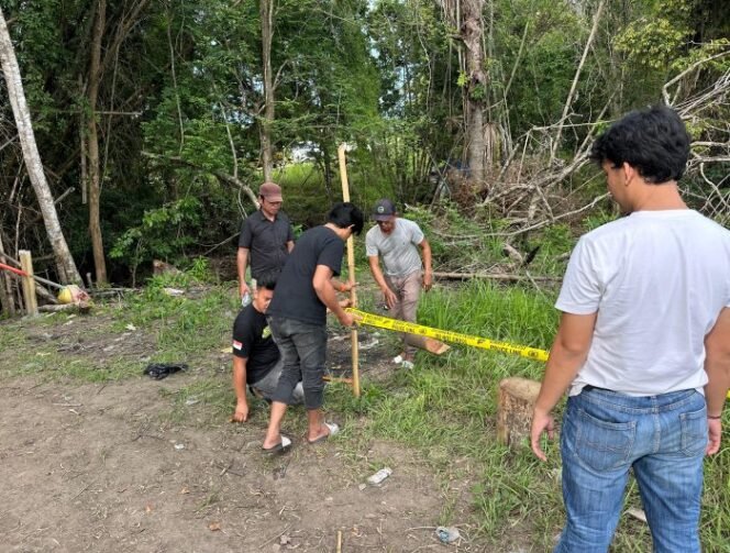 
 Pihak kepolisian melakukan olah TKP. Foto: Istimewa