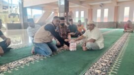 PT WIN kembali menunjukkan kepedulian dan tanggung jawab sosialnya dengan menyalurkan bantuan dana sebesar Rp350.000.000 untuk penyelesaian pembangunan Masjid Nurul Jihad. Foto: Istimewa
