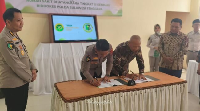 Tiran Nusantara Grup dan RS Bhayangkara Kendari menandatangani MoU. Foto: Istimewa