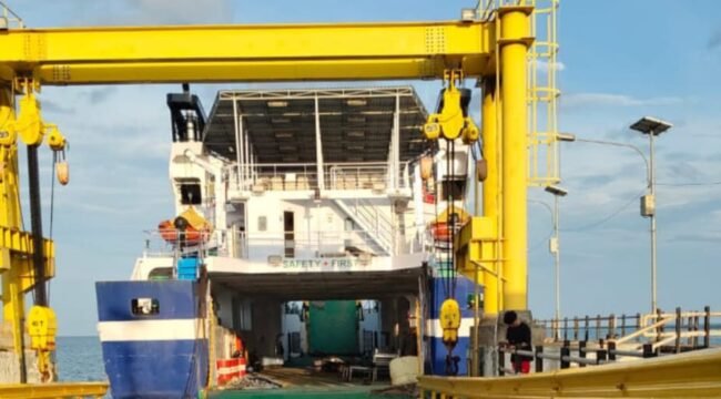 Kapal Ferry KMP Oputa Yi Koo Dihentikan