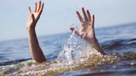 Ilustrasi seseorang tenggelam. sumber: Republika