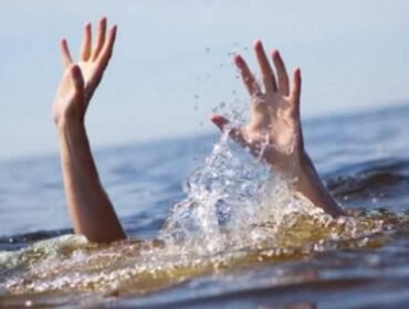 Ilustrasi seseorang tenggelam. sumber: Republika