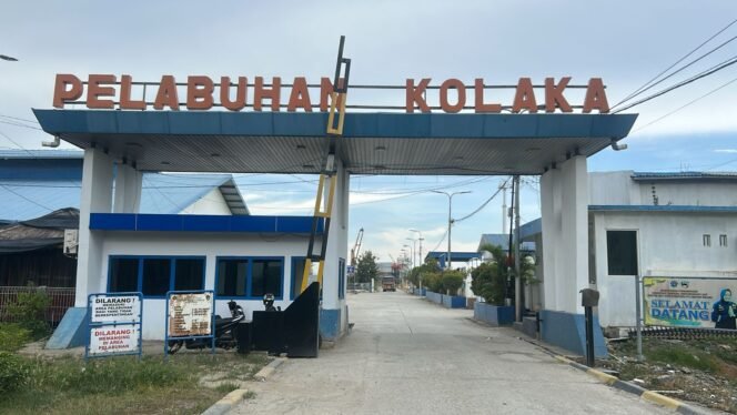 
 Pelabuhan Kontainer Kolaka