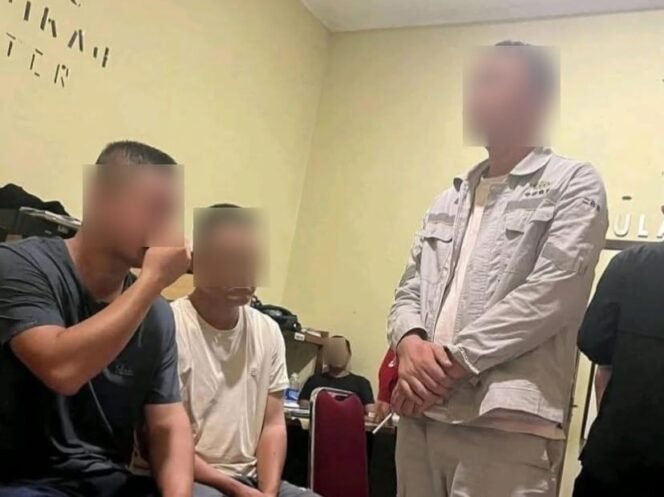 
 Tiga TKA China ditetapkan sebagai tersangka kasus pengeroyokan karyawan lokal di Kolaka. Foto: Istimewa