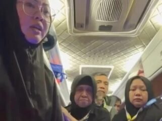 Puluhan jemaah umrah dari Kota Kendari, Sulawesi Tenggara yang ditelantarkan Travelina Indonesia akhirnya difasilitasi oleh Ibu Wali Kota Kendari. Foto: Istimewa  