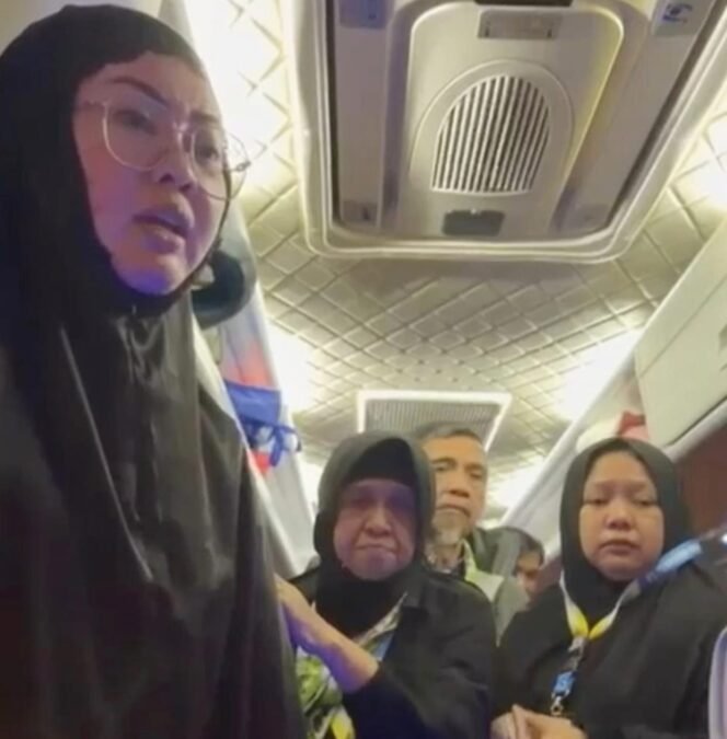 
 Puluhan jemaah umrah dari Kota Kendari, Sulawesi Tenggara yang ditelantarkan Travelina Indonesia akhirnya difasilitasi oleh Ibu Wali Kota Kendari. Foto: Istimewa  