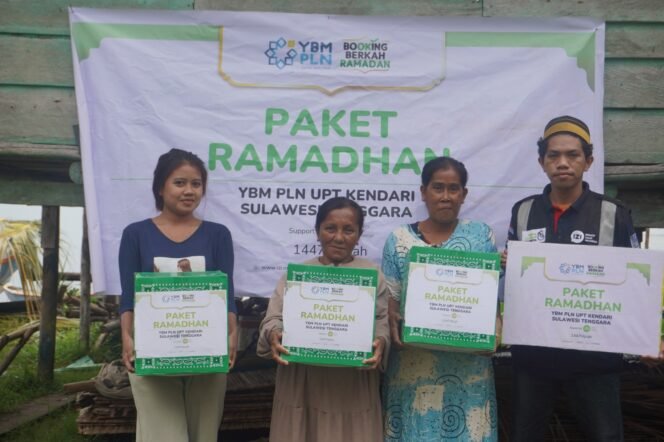 
 Penyaluran paket Ramadan kepada masyarakat Pulau Torohguso, Kecamatan Lasolo Kepulauan, Kabupaten Konawe Utara. Foto: Istimewa