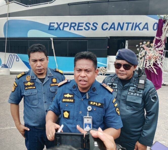 
 Kepala KSOP Kelas II Kendari, Capt Rahman. Foto: Penafaktual.com