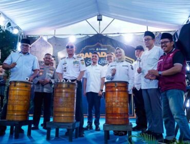 Gubernur Sultra, Andi Sumangerukka (kedua  dari kiri) bersama jajaran Forkopimda saat menghadiri Grand Opening Ramadan Sultra Fest 2026. Foto: Istimewa.
