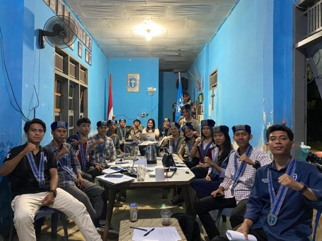 
 GMKI Kendari melayangkan kritik kepada Kadispar Sultra. Foto: Istimewa