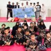 IKA SMAN 10 Kendari menggelar bakti sosial di lanti asuhan Al- Ikhlas Baruga Kendari. Foto: Istimewa
