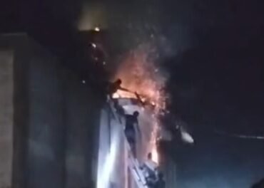 Masjid Jami Alfatah di Bombana Terbakar. Foto: Istimewa