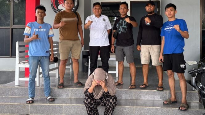 
 IRT insila RN ditangkap polisi karena diduga simpan sabu di  Kolaka. Foto: Istimewa