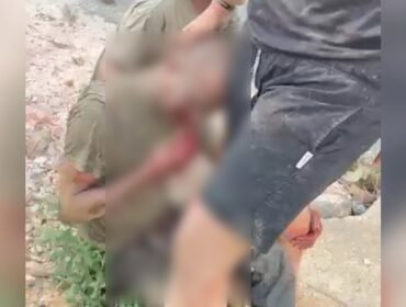 Pria inisial DE (38) diamuk massa setelah diduga melakukan percobaan pemerkosan tehadap pelajar 13 tahun di Kendari. Foto: Istimewa